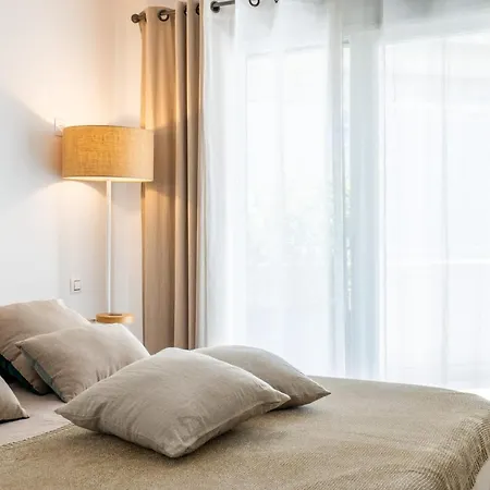 With Pool - 5min Walk From Beaches Apartmán Cannes