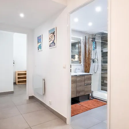 With Pool - 5min Walk From Beaches 公寓 *